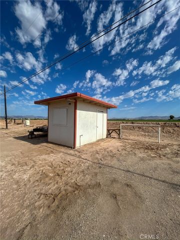 2153 Florence Blvd., Blythe, CA 92225