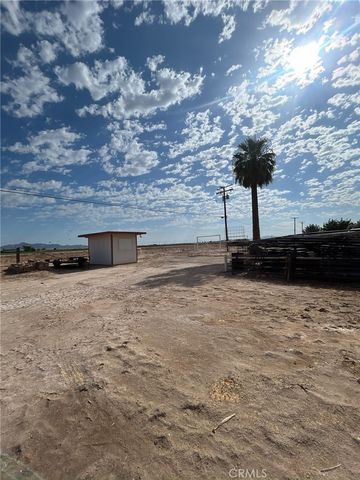 2153 Florence Blvd., Blythe, CA 92225