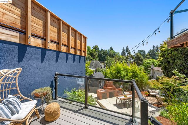791 Santa Ray Avenue, Oakland, CA 94610