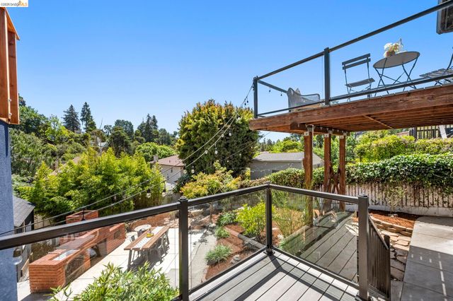 791 Santa Ray Avenue, Oakland, CA 94610