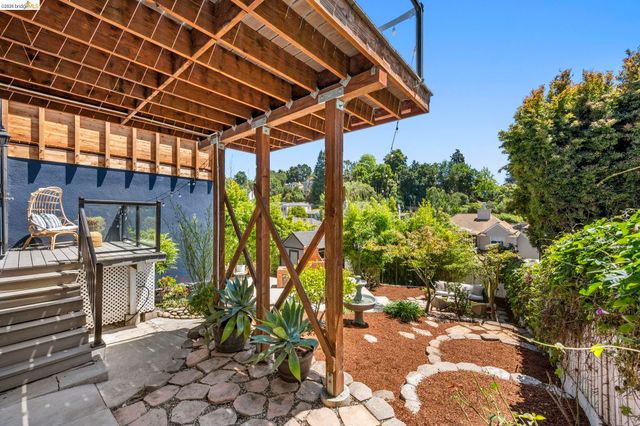 791 Santa Ray Avenue, Oakland, CA 94610