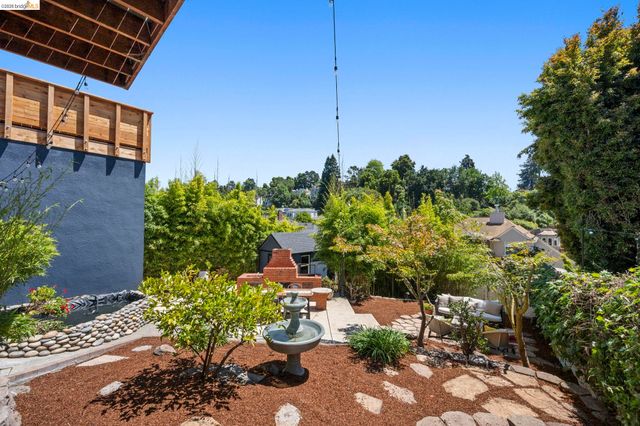 791 Santa Ray Avenue, Oakland, CA 94610