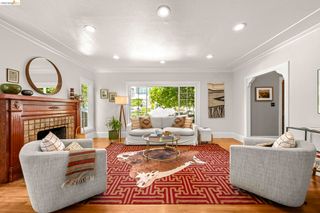 791 Santa Ray Avenue, Oakland, CA 94610