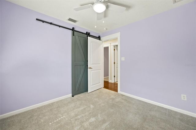 21 OAK COURT, Eustis, FL 32726