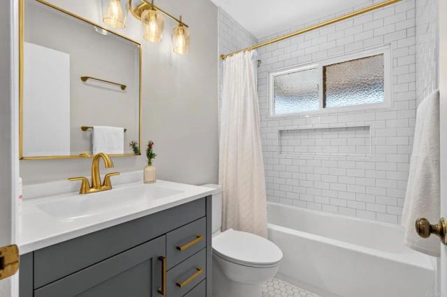 4829 Alfred Avenue, San Diego, CA 92120