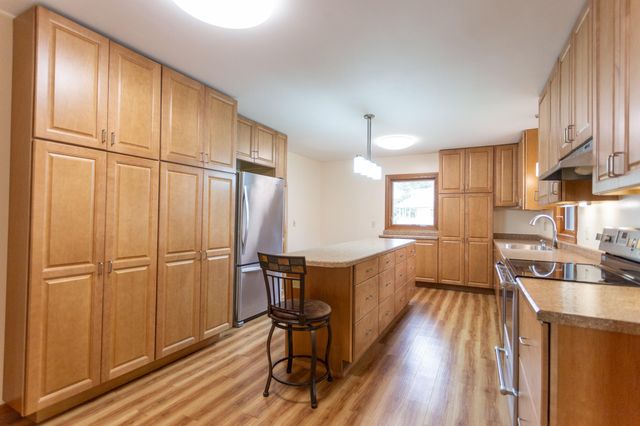 601 E Main Street, La Crosse, IN 46348