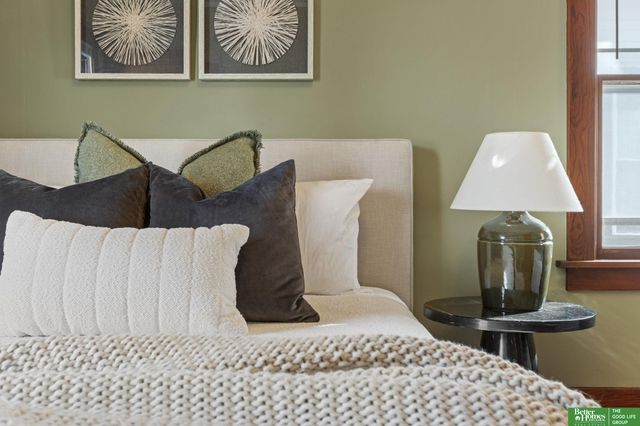 3079 S 34th Street, Omaha, NE 68105