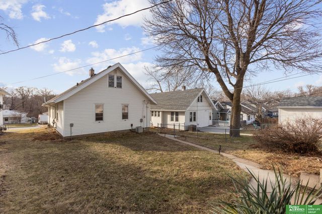 3079 S 34th Street, Omaha, NE 68105