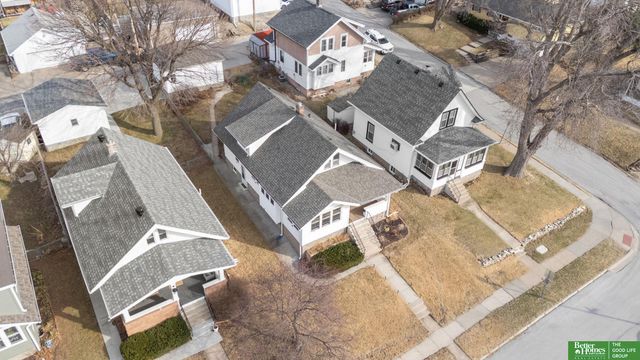 3079 S 34th Street, Omaha, NE 68105