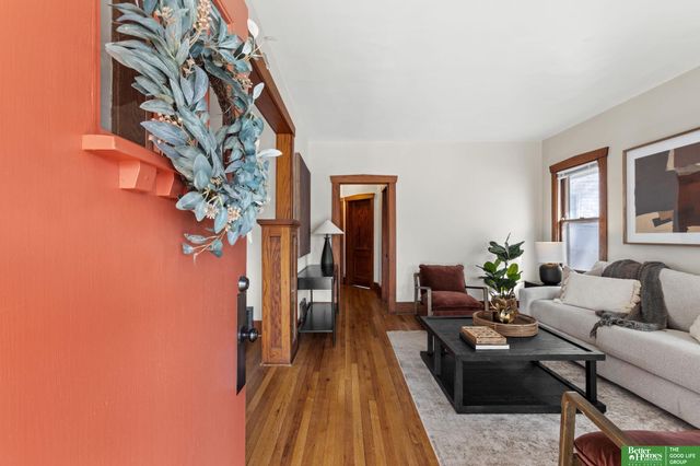 3079 S 34th Street, Omaha, NE 68105