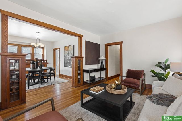 3079 S 34th Street, Omaha, NE 68105