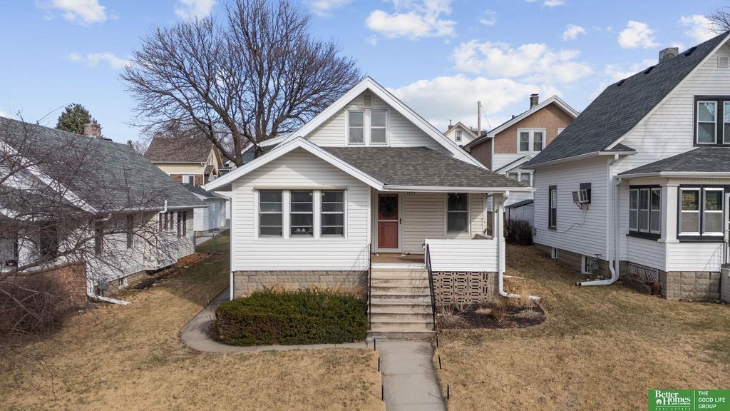 3079 S 34th Street, Omaha, NE 68105