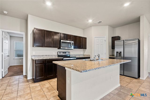 5809 Harriet Tubman Avenue, Killeen, TX 76543