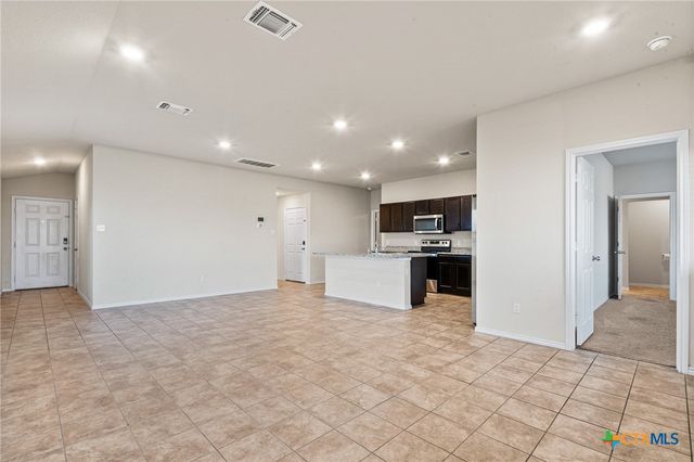 5809 Harriet Tubman Avenue, Killeen, TX 76543