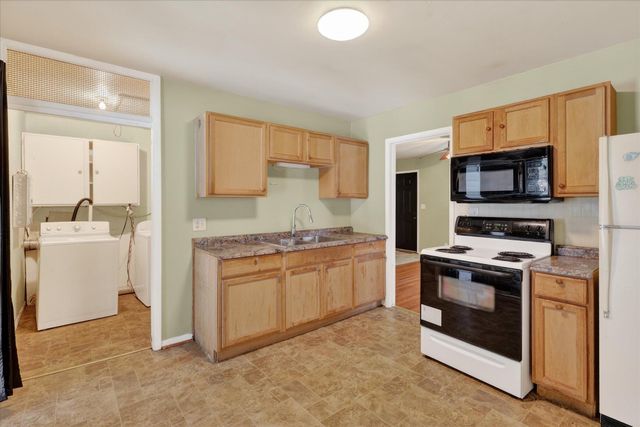 1014 Hall Street, Albion, MI 49224