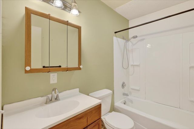 1014 Hall Street, Albion, MI 49224