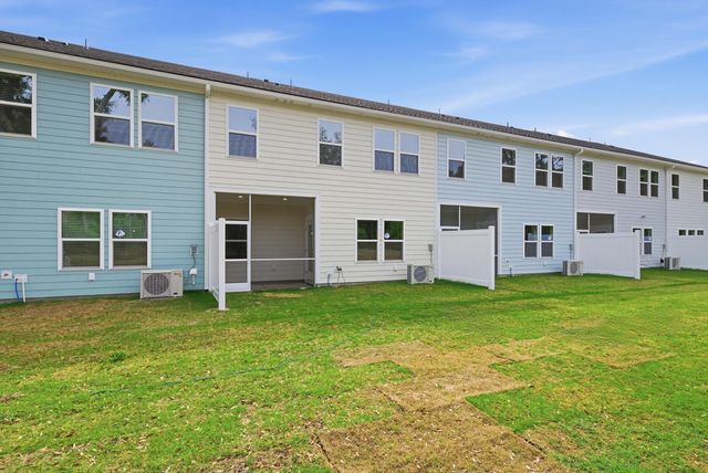 210 Twinleaf Court, Charleston, SC 29414