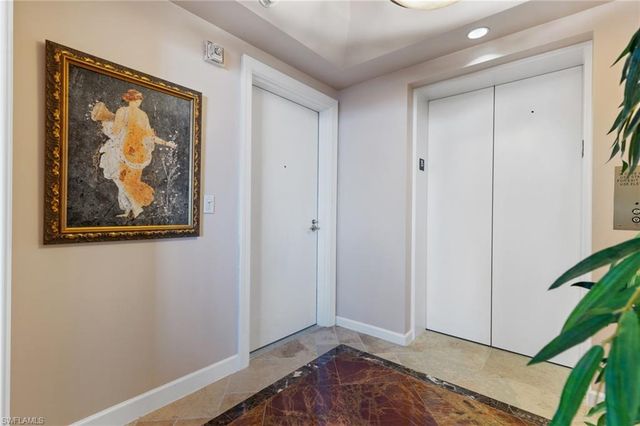 1060 Borghese LN 1506, Naples, FL 34114