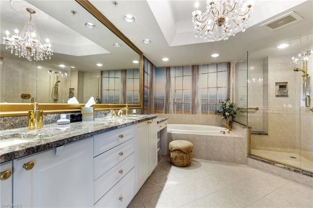 1060 Borghese LN 1506, Naples, FL 34114