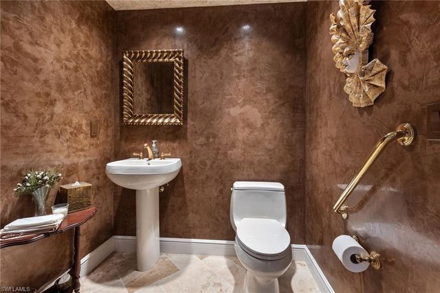 1060 Borghese LN 1506, Naples, FL 34114