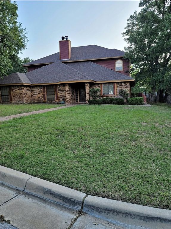4330 Willow Bend, Arlington, TX 76107