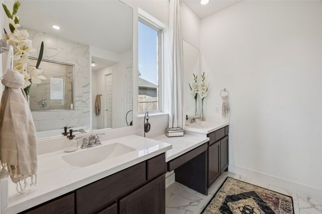 448 Wildwood Court, Waxahachie, TX 75165