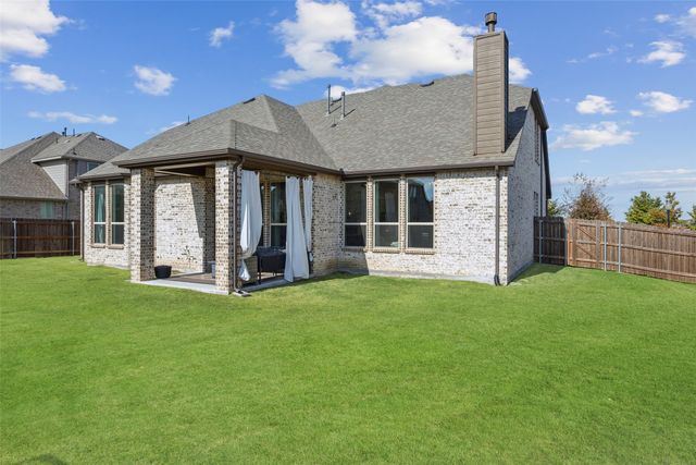 448 Wildwood Court, Waxahachie, TX 75165