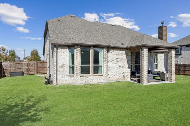 448 Wildwood Court, Waxahachie, TX 75165