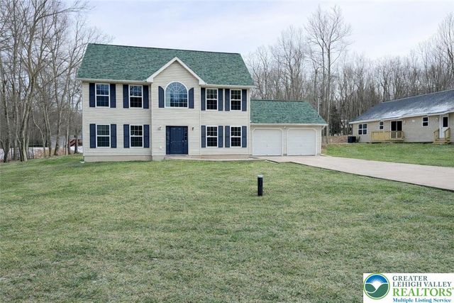 94 Oneida Trail, Penn Forest Twp, PA 18210