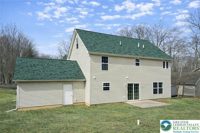 94 Oneida Trail, Penn Forest Twp, PA 18210