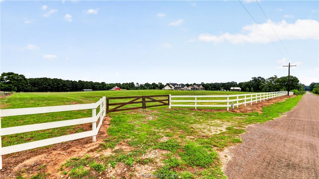 6111 County Road 344, Navasota, TX 77868 — photo 2