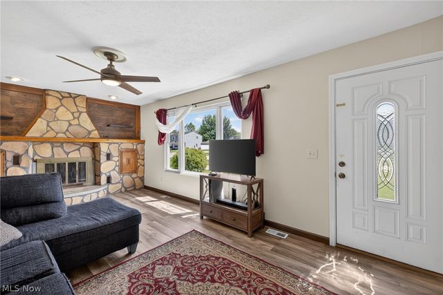 980 E 347th Street, Eastlake, OH 44095