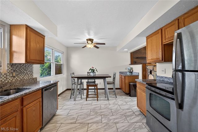 980 E 347th Street, Eastlake, OH 44095