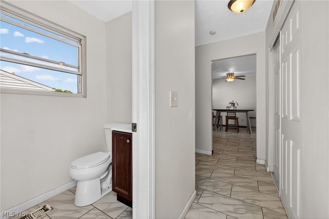 980 E 347th Street, Eastlake, OH 44095