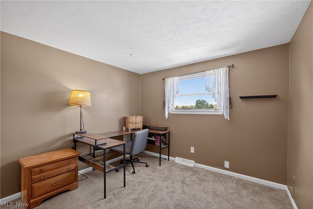980 E 347th Street, Eastlake, OH 44095