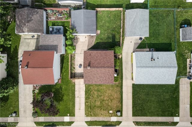 980 E 347th Street, Eastlake, OH 44095