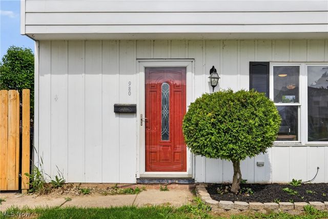980 E 347th Street, Eastlake, OH 44095