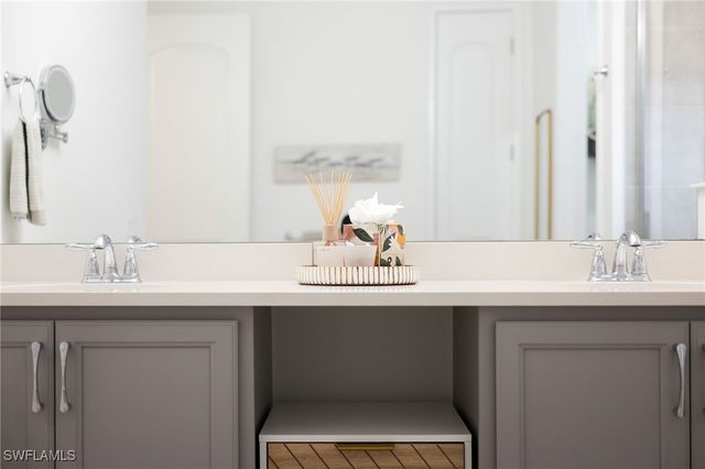 14571 Topsail DR, Naples, FL 34114