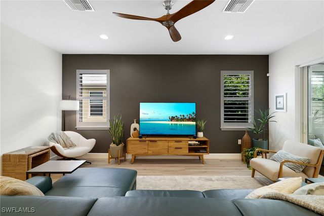 14571 Topsail DR, Naples, FL 34114