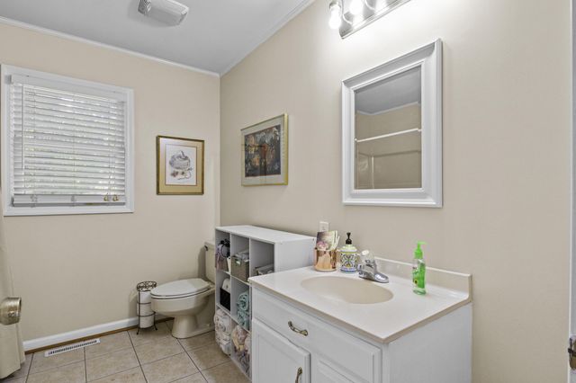 18 Casa Landa Way, Winchester, KY 40391