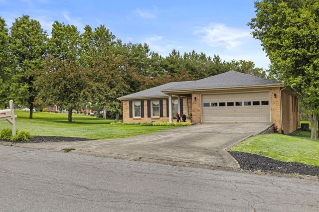 18 Casa Landa Way, Winchester, KY 40391