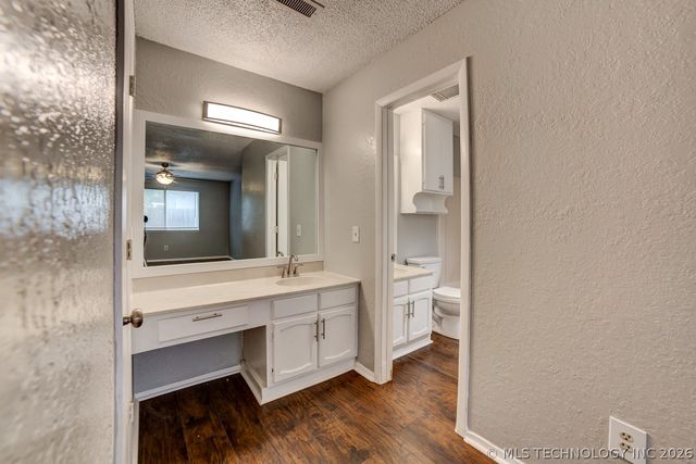 10912 E 16th Street, Tulsa, OK 74128