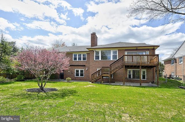 7033 31ST STREET, Washington, DC 20015