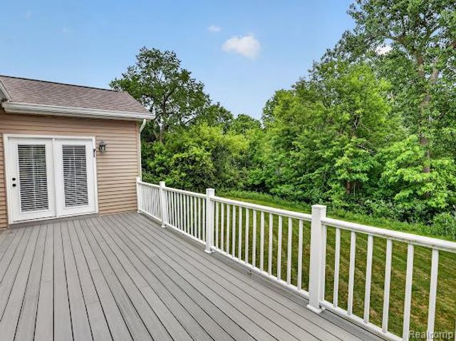 12347 Worthington Court, Grand Blanc, MI 48439