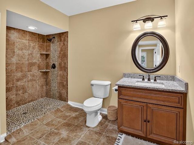 12347 Worthington Court, Grand Blanc, MI 48439