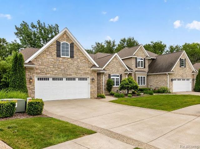 12347 Worthington Court, Grand Blanc, MI 48439