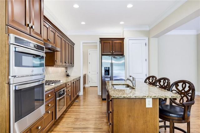 2318 Saint Davids Square NW 14, Kennesaw, GA 30152