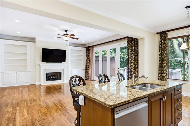 2318 Saint Davids Square NW 14, Kennesaw, GA 30152