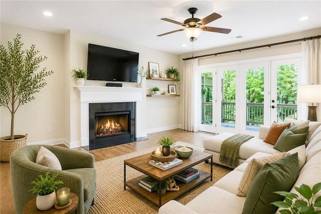 2318 Saint Davids Square NW 14, Kennesaw, GA 30152