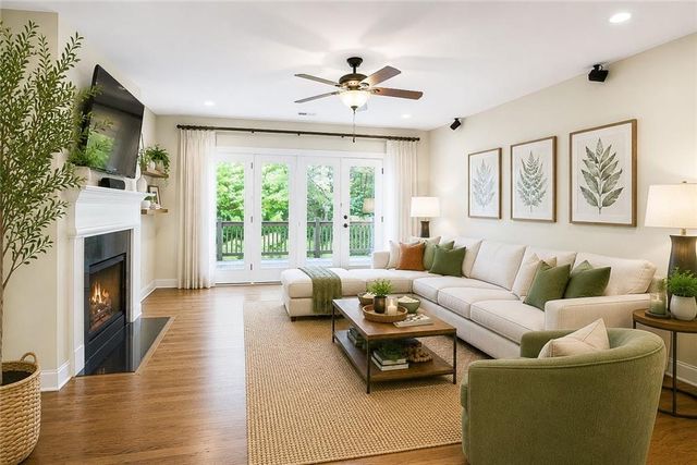 2318 Saint Davids Square NW 14, Kennesaw, GA 30152